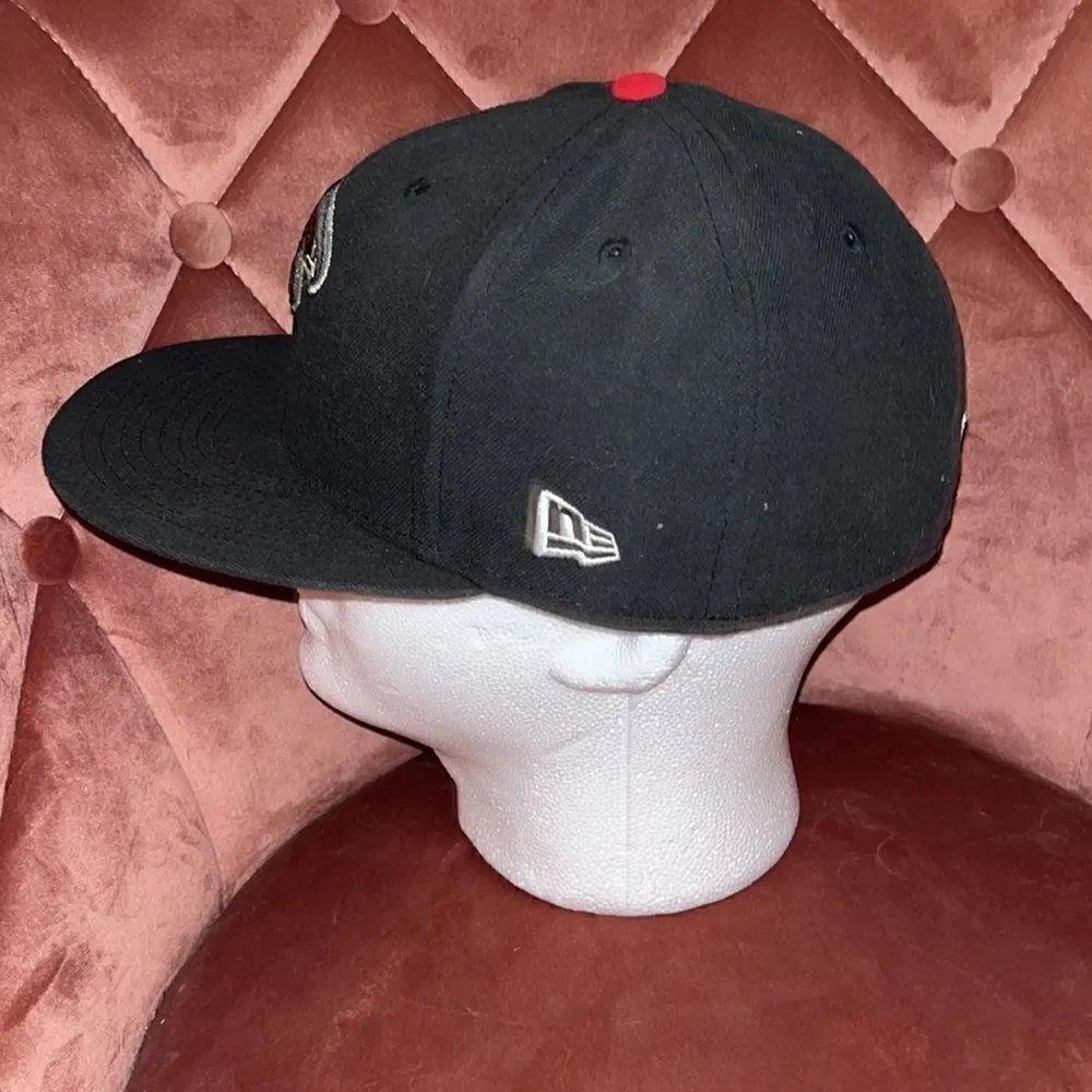 New Era 59Fifty NFL Atlanta Falcons fitted hat, size 7(5/8)